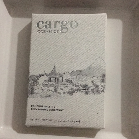 Cargo Cosmetics contour palette with mirror - Picture 1 of 4